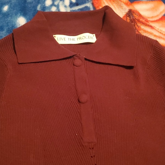 Collard Crop Top - Picture 2 of 6